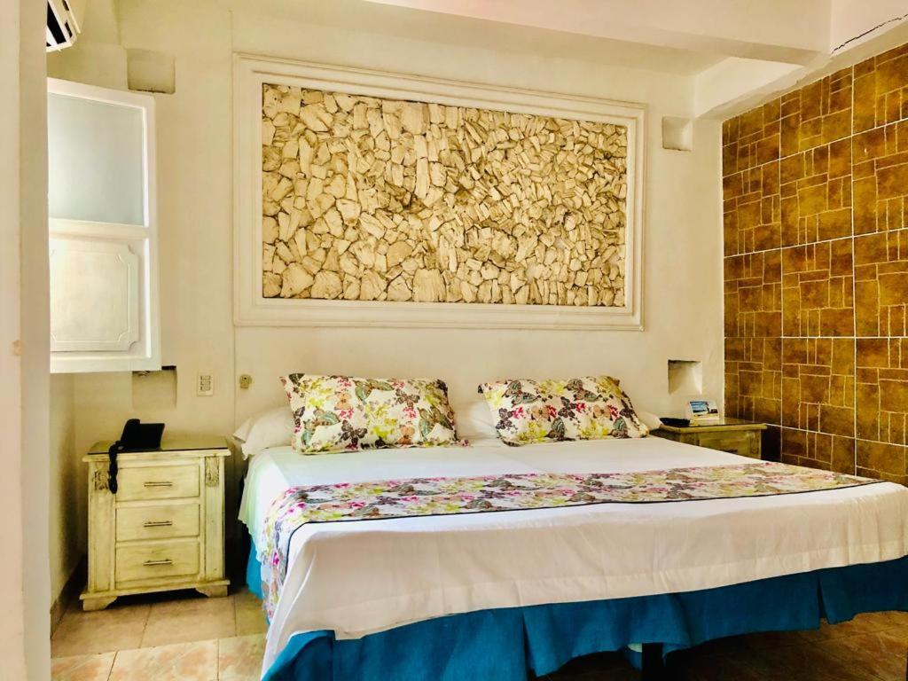 Antigua Calle Almudena Hotel Картахена Экстерьер фото