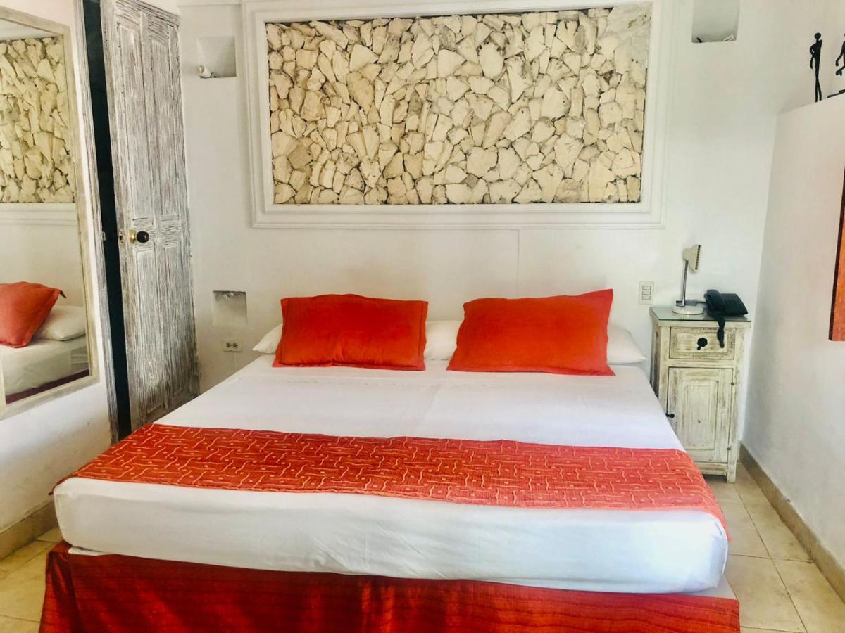 Antigua Calle Almudena Hotel Картахена Экстерьер фото