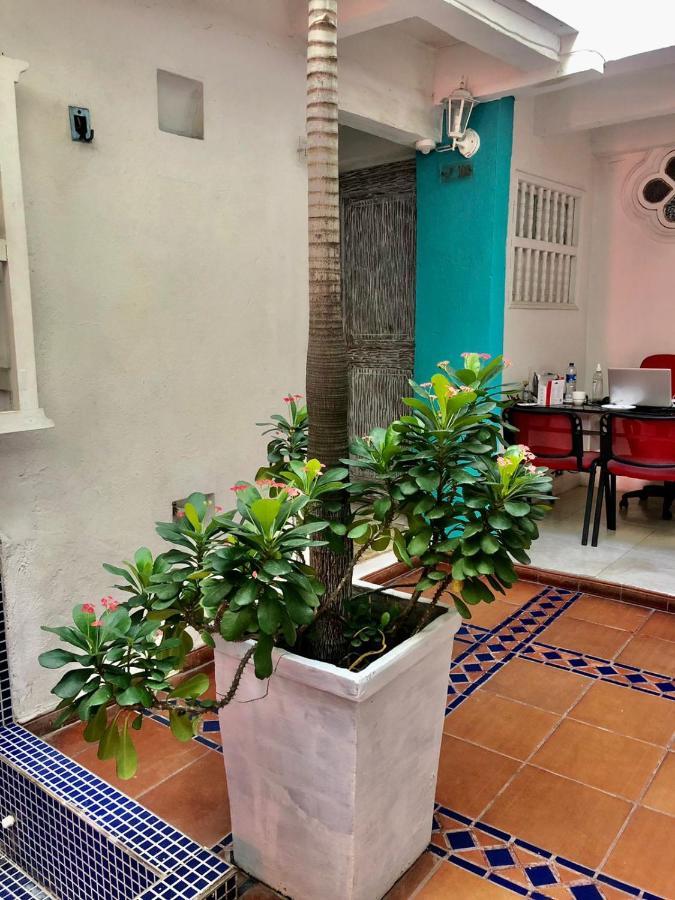 Antigua Calle Almudena Hotel Картахена Экстерьер фото