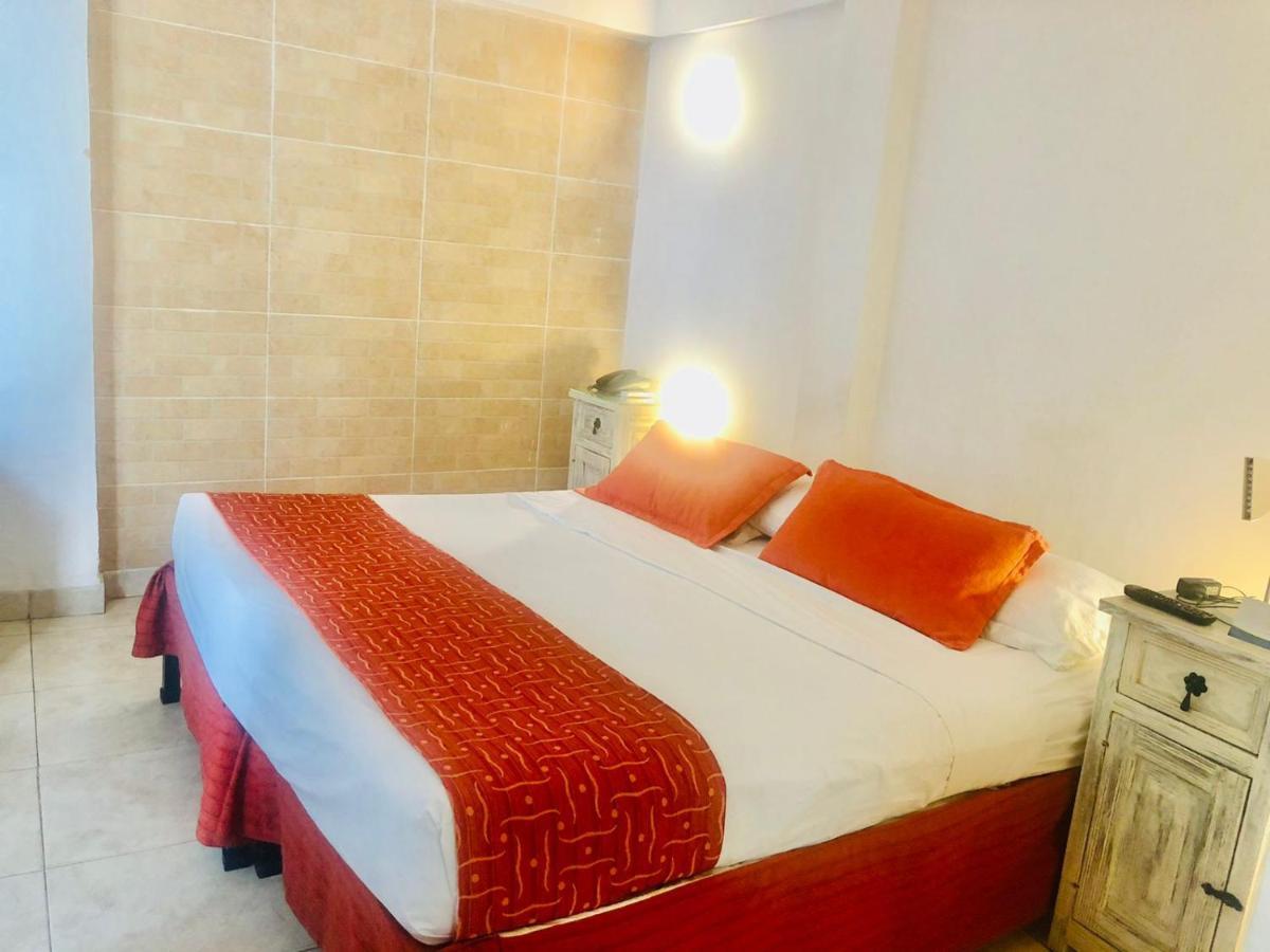 Antigua Calle Almudena Hotel Картахена Экстерьер фото